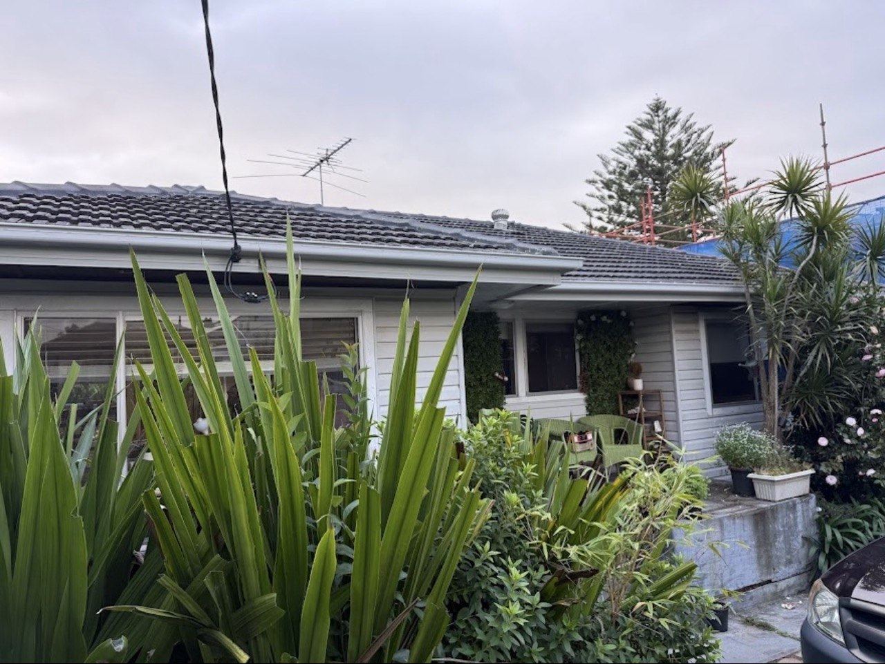 Fascia and gutter installation